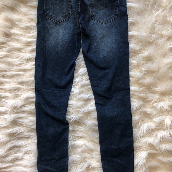 Articles of Society Barely Worn Medium Wash Jeans - Picture 2 of 5